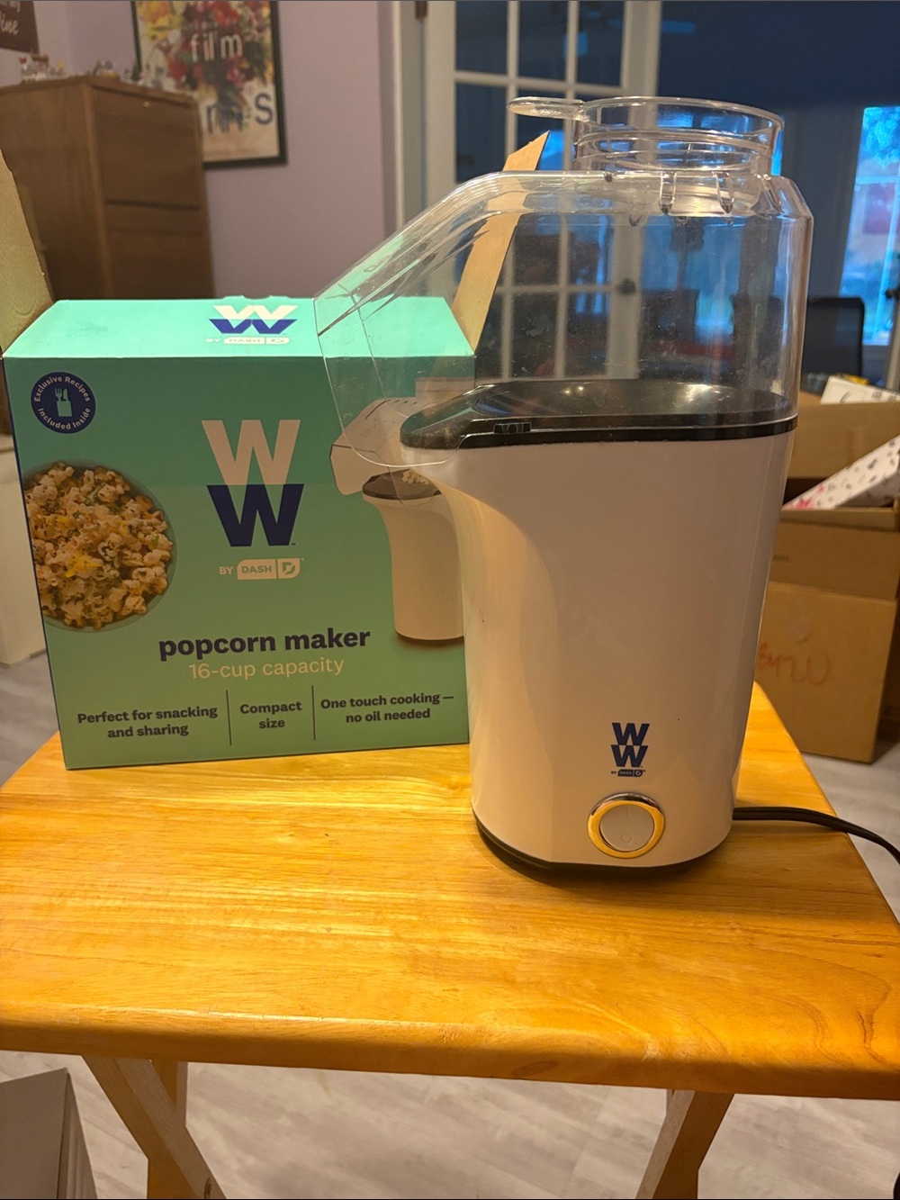 Weight Watchers White and Clear Popcorn Maker